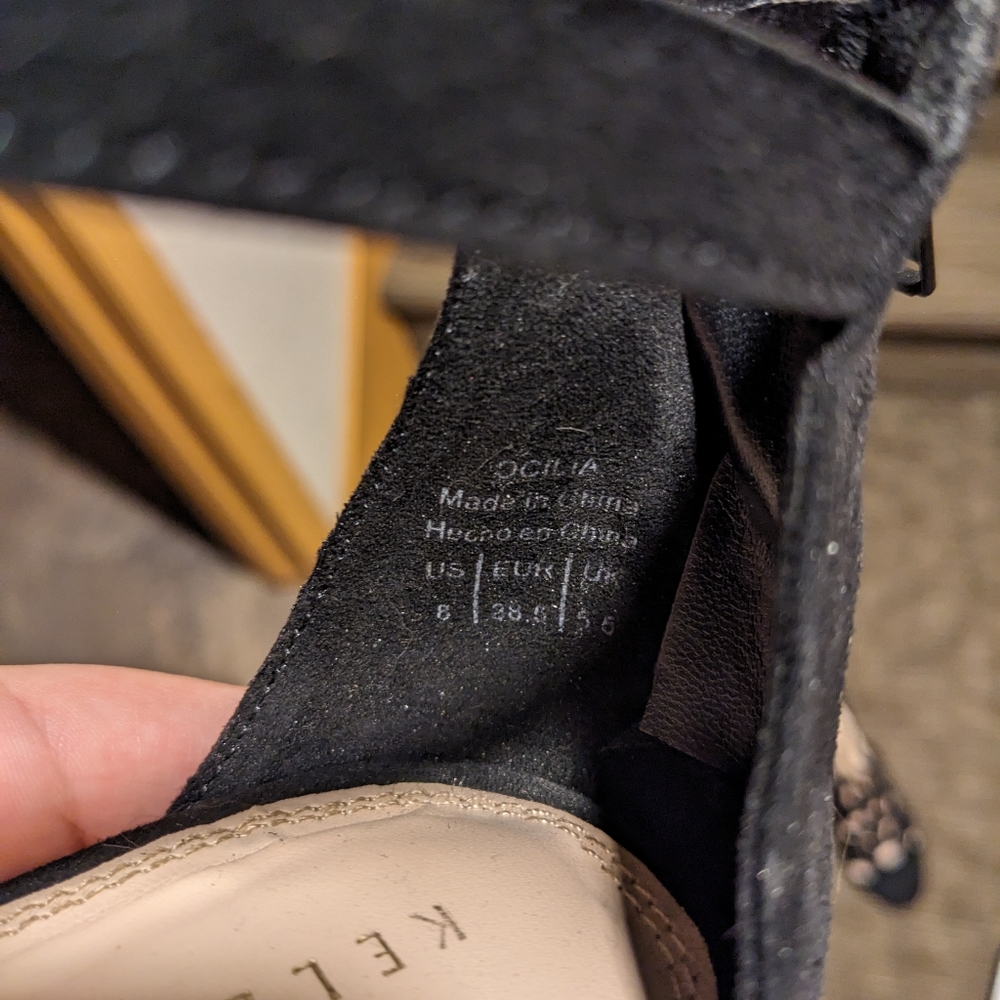 Kelly & Katie black heels 8 - Picture 3 of 3